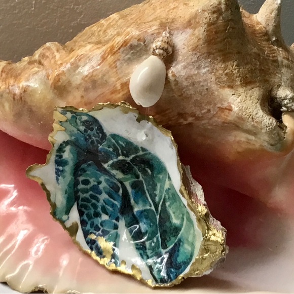 Christmas ornaments Green Sea Turtle decoupage oyster shells - Picture 4 of 6